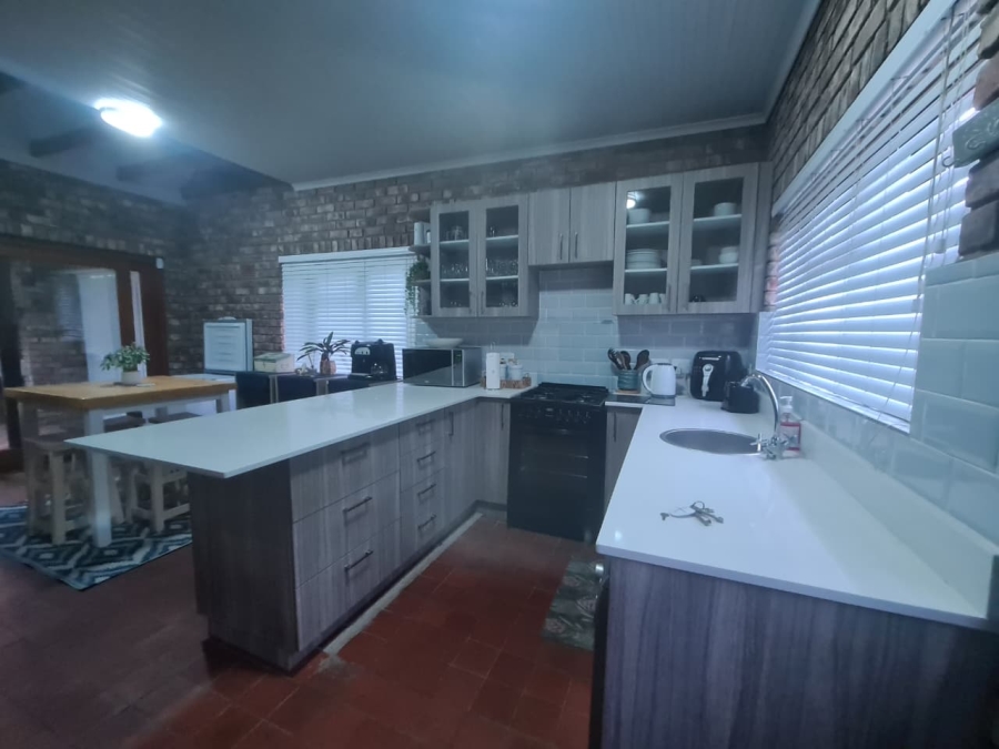To Let 3 Bedroom Property for Rent in Glentana Western Cape